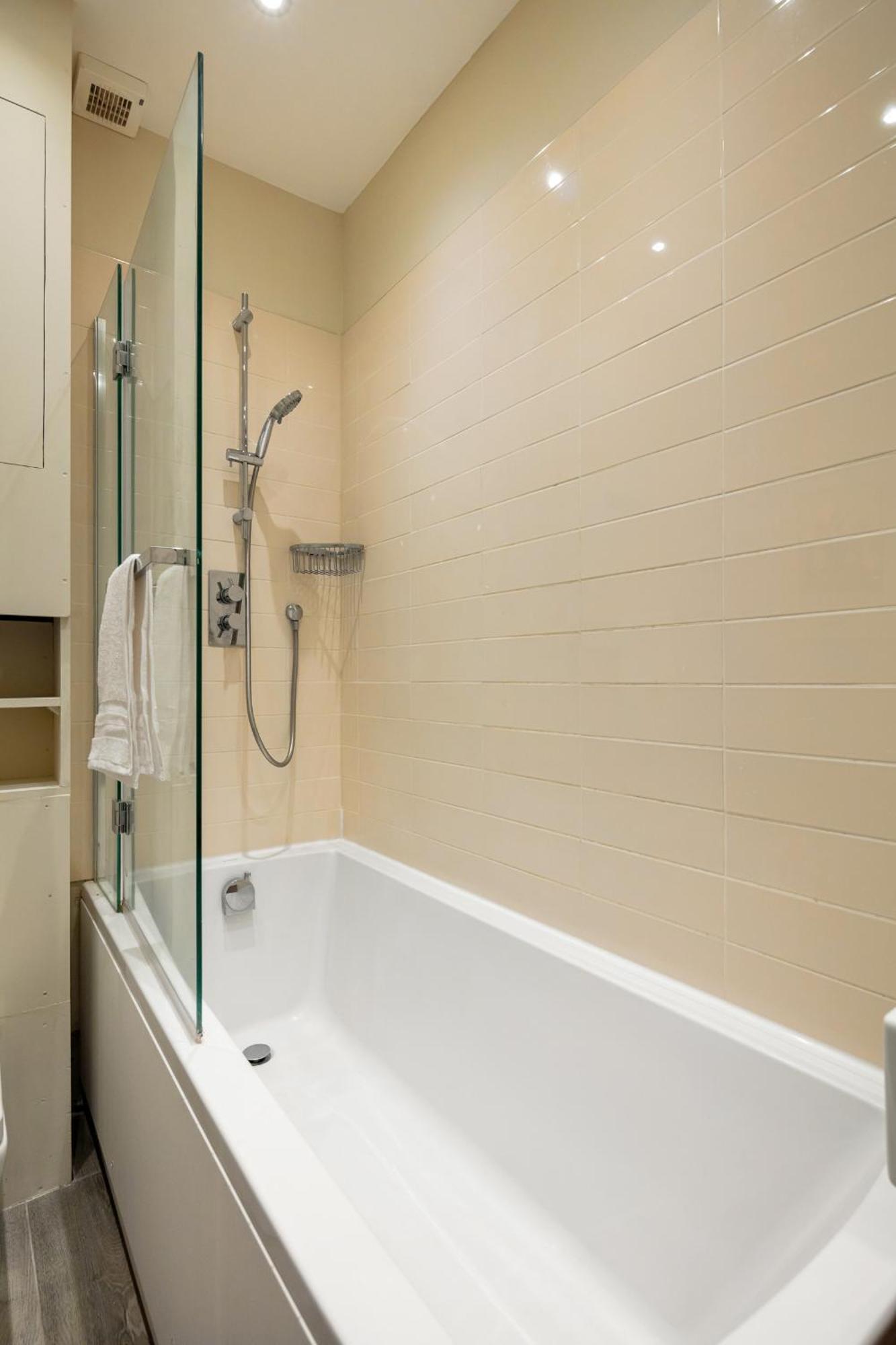 5A - Bright And Airy 2 Bedroom Apartment - Close To Central London Ngoại thất bức ảnh